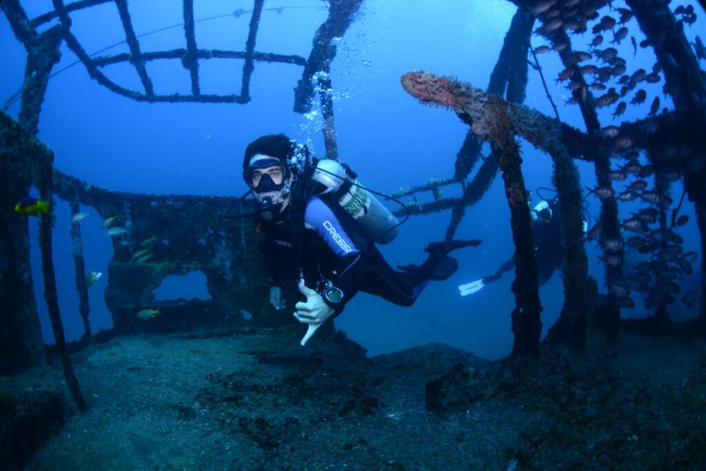 Wreck Diving
